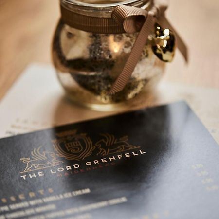 The Lord Grenfell Bed & Breakfast Maidenhead Exterior photo Menu