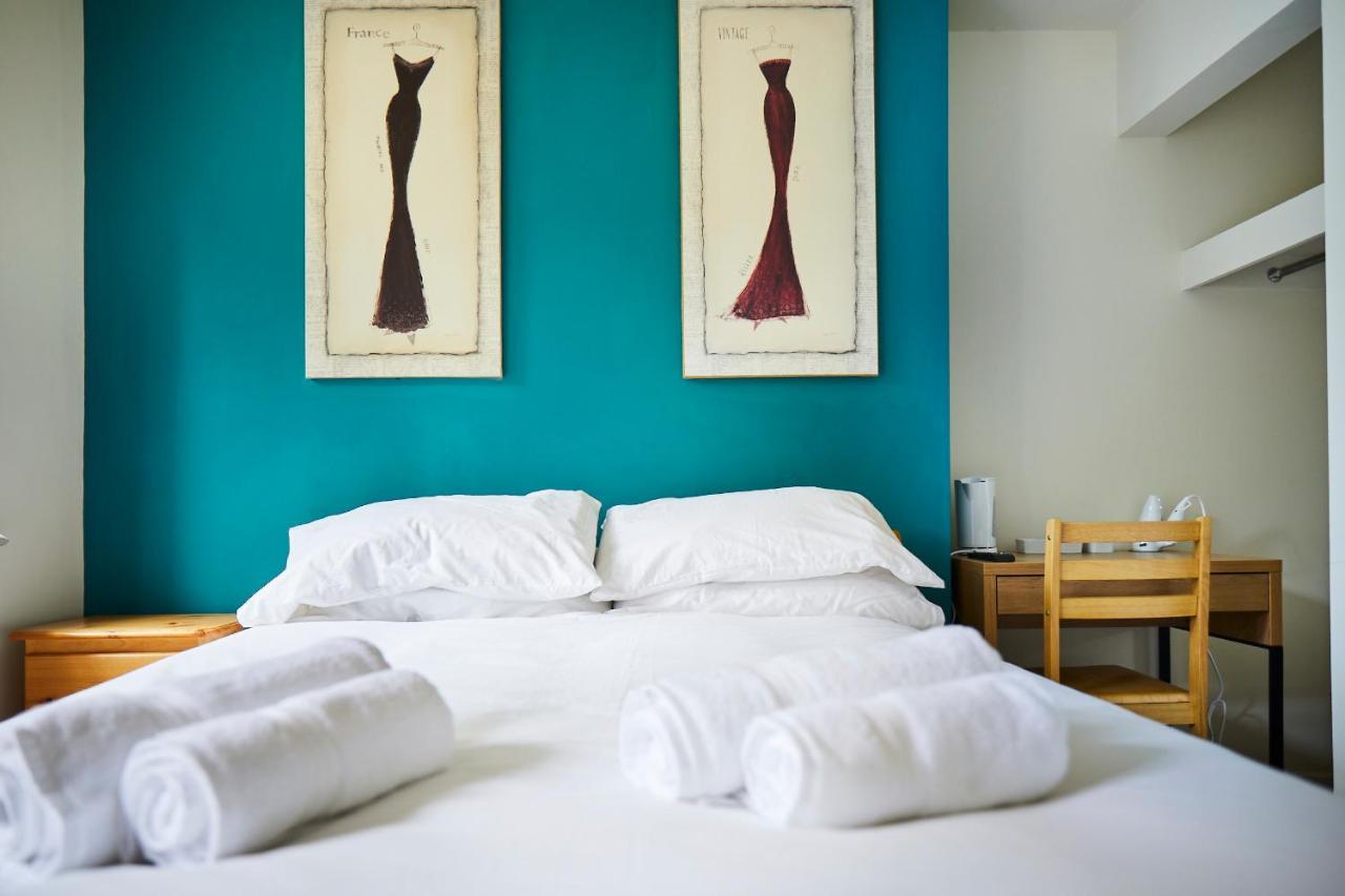 The Lord Grenfell Bed & Breakfast Maidenhead Exterior photo A bedroom at the hotel